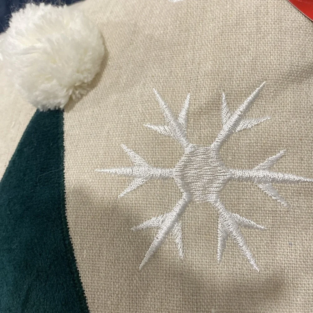 NWT St. Nicholas Square Holiday Gnome Throw Pillow